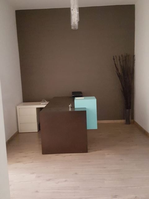 Furnished office for sale in Adonis, Keserwan - photo 2