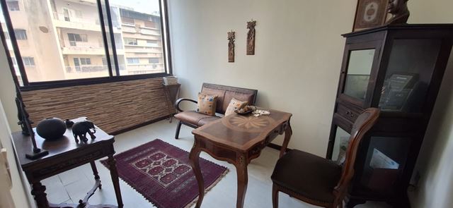 Office for rent in Sassine, Beirut - photo 2