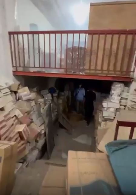 Warehouse for sale in Zkak el blat, Beirut - photo 2