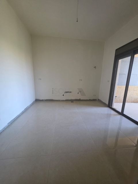 Apartment with a mountain view for sale in Amioun, Koura - photo 3