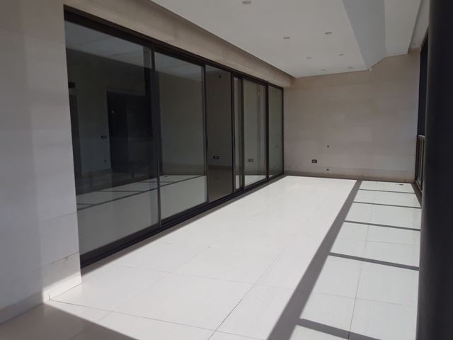 Sea-view apartment for sale in Ain Najem, Metn - photo 3