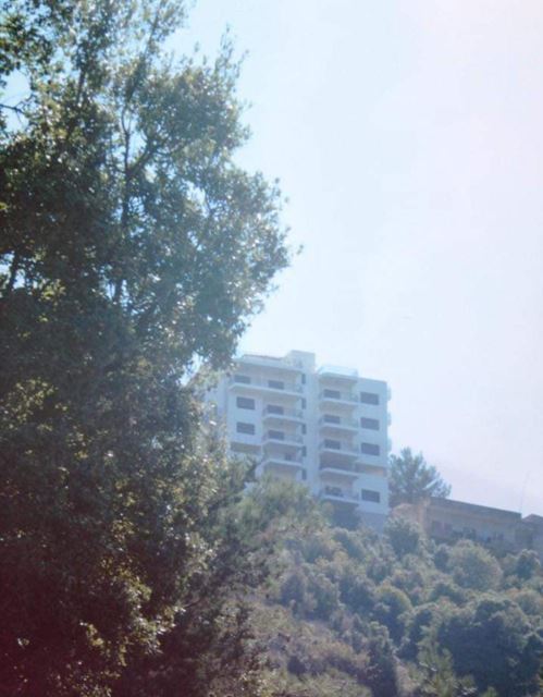 Sea-view building for sale in Ghine, Keserwan - photo 2