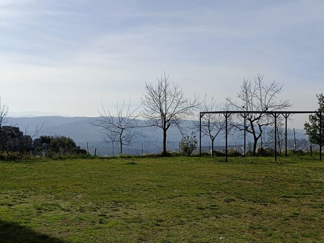 Chalet with a garden for sale in Faytroun, Keserwan