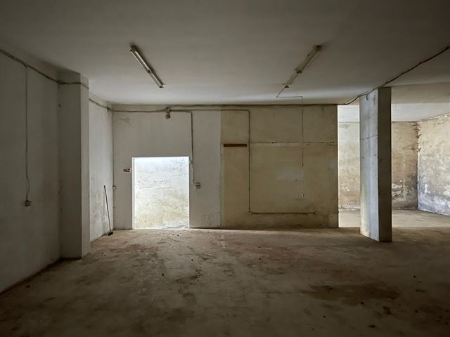 Factory for rent in Bsalim, Metn - photo 2