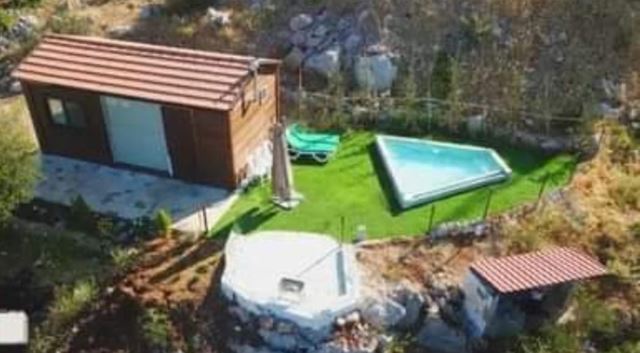 Chalet with a terrace for rent in Zaarour, Metn