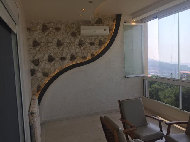 Sea-view apartment for sale in Kennebet Broumana, Metn - photo 3