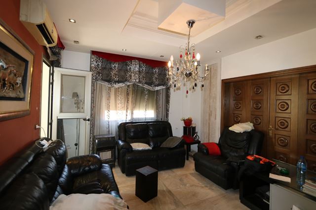 Apartment with a mountain view for sale in Beit El Chaar, Metn - photo 2