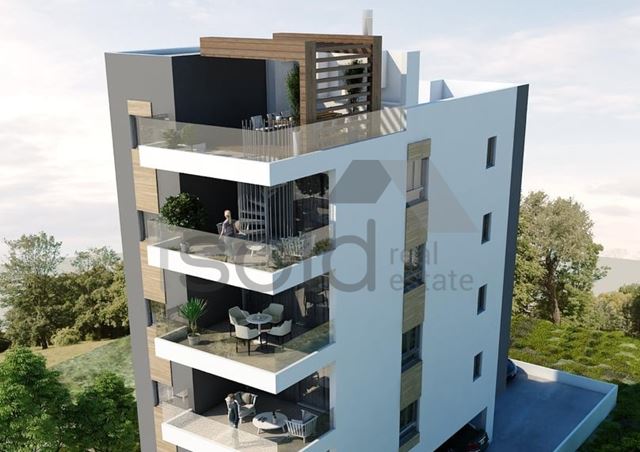Apartment with a garden for sale in Larnaca - photo 2
