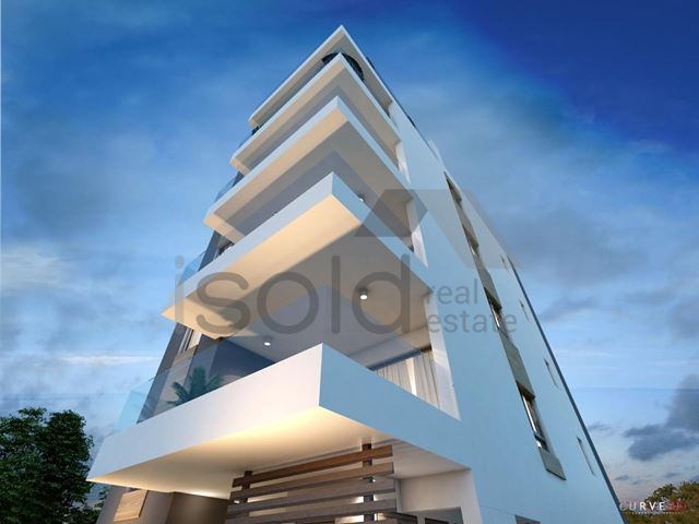 Apartment with a garden for sale in Larnaca - photo 3