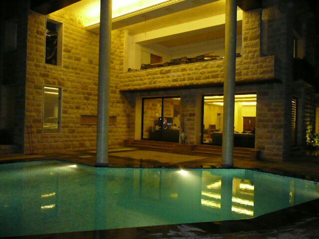 Villa with a pool for sale in Monteverde, Metn - photo 2