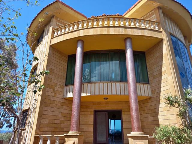 Sea-view villa for sale in Saadiyat, Chouf