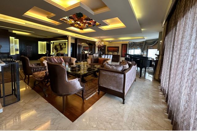 Apartment with a garden for sale in Broumana, Metn
