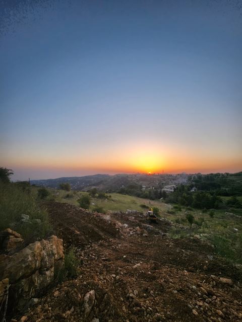 أرض بإطلالة على الجبل للإيجار في كفرذبيان، كسروان - صورة 3