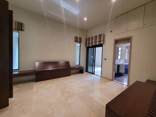 Apartment with a terrace for sale in Sahel aalma, Keserwan - photo 2