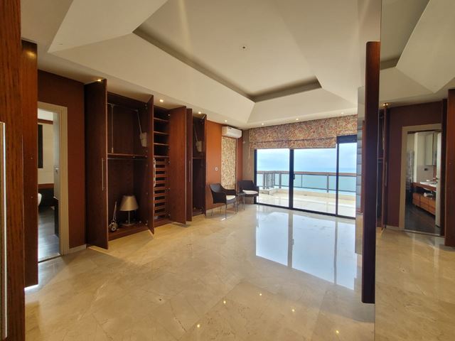 Apartment with a terrace for sale in Sahel aalma, Keserwan - photo 3