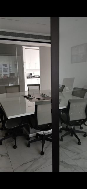 Office for sale in Sin El Fil, Metn - photo 2