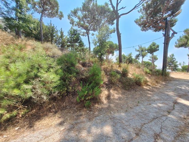 Land with a mountain view for sale in Daher El Souwwan, Metn
