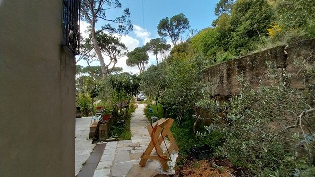 House with a mountain view for sale in Bet Mery, Metn - photo 3