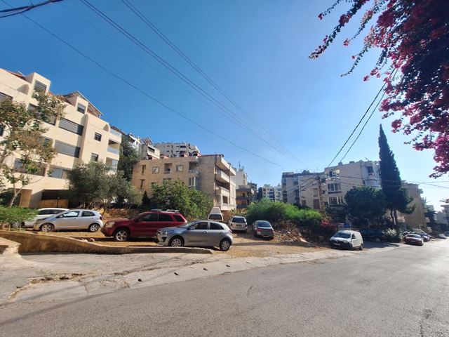 Land for sale in Mansourieh, Metn