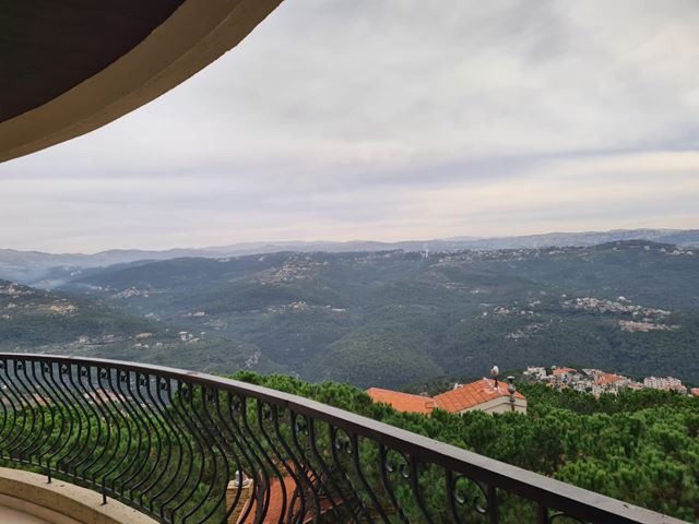 Apartment with a mountain view for sale in Broumana, Metn