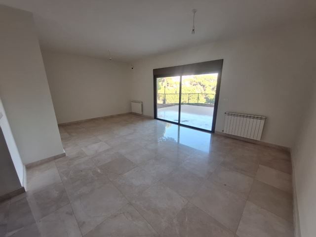 Apartment with a terrace for sale in Broumana, Metn - photo 3