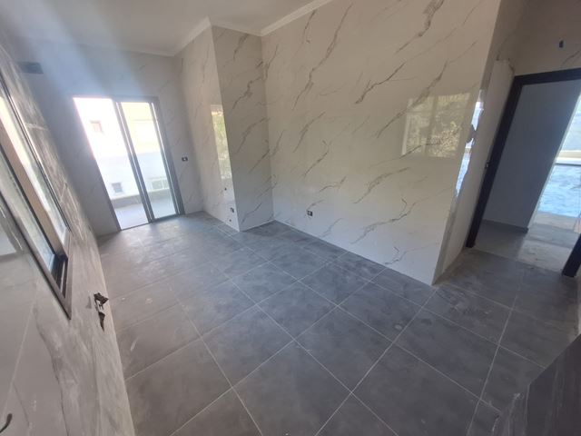 Apartment with a mountain view for sale in Baabdat, Metn - photo 3