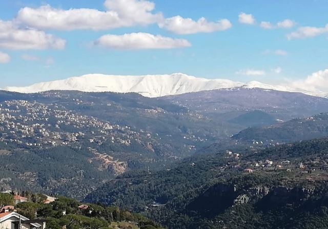 Land for sale in Bet Mery, Metn