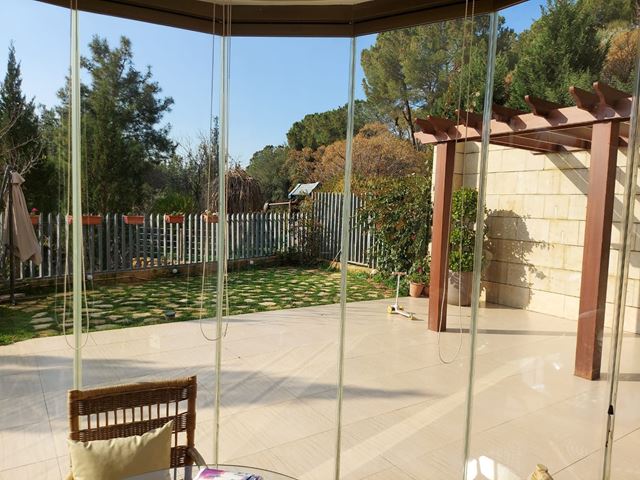 Apartment with a garden for sale in Broumana, Metn