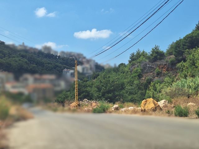 Land for sale in Mansourieh, Metn