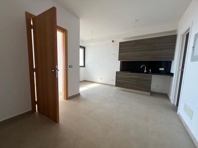 Apartment with a pool for sale in Sahel aalma, Keserwan - photo 2