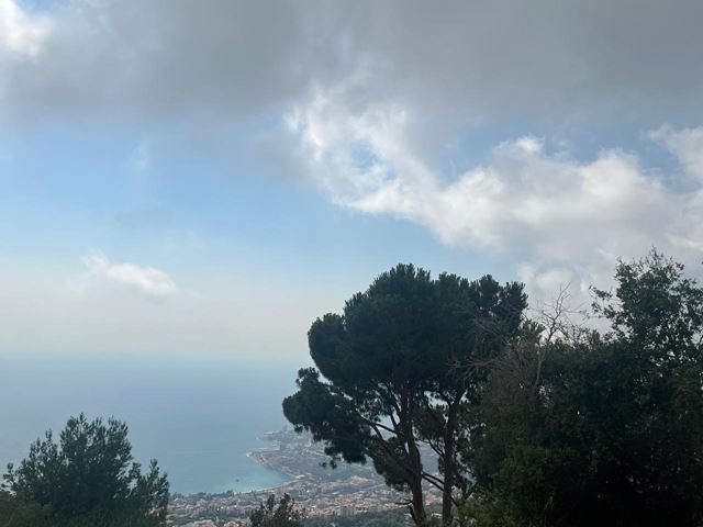 Land for sale in Chnaniir, Keserwan