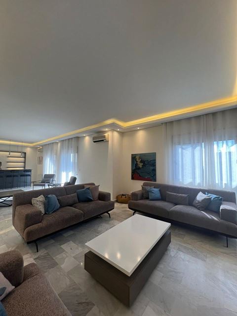Sea-view apartment for sale in Jounieh, Keserwan - photo 2