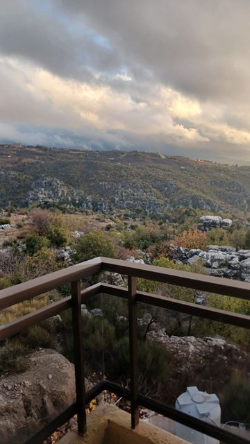 Apartment for sale in Faytroun, Keserwan