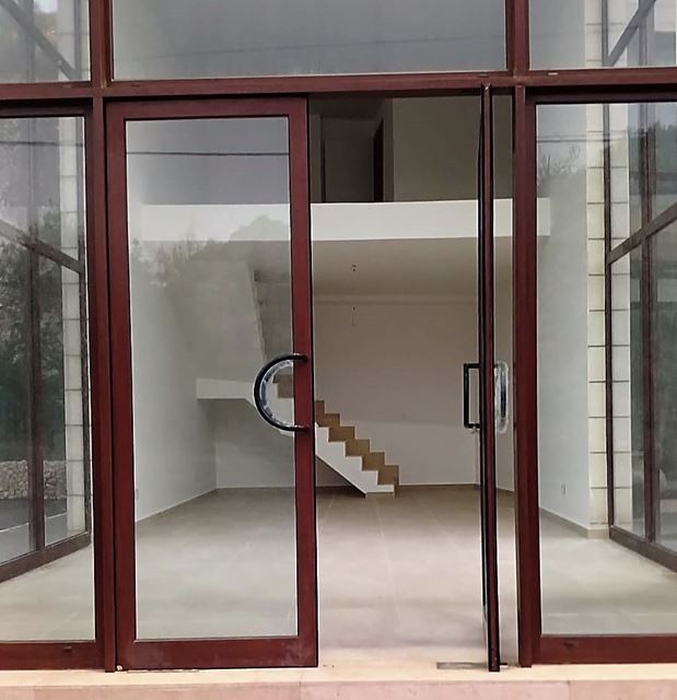Store for rent in Ashkout, Keserwan