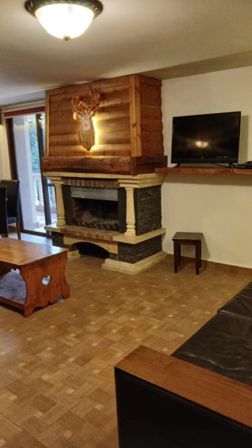 Apartment with a terrace for rent in Faraya, Keserwan - photo 2