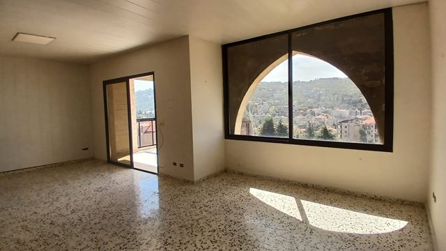Apartment with a mountain view for rent in Ashkout, Keserwan