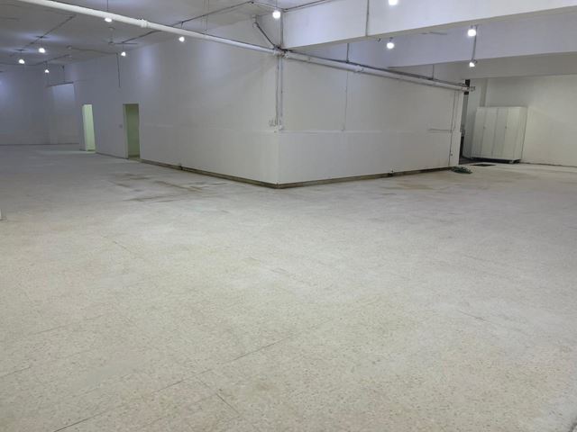 Warehouse for sale in Zahret el ihsan, Beirut
