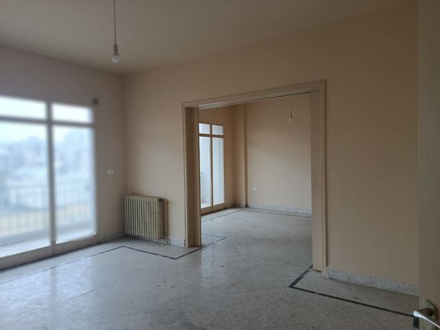 Apartment for rent in Forn el chebak, Baabda