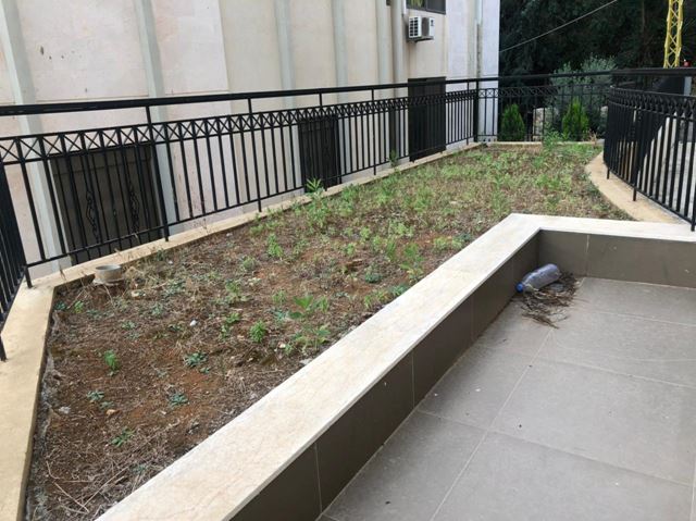 Apartment with a terrace for sale in Dik El Mehde, Metn - photo 3