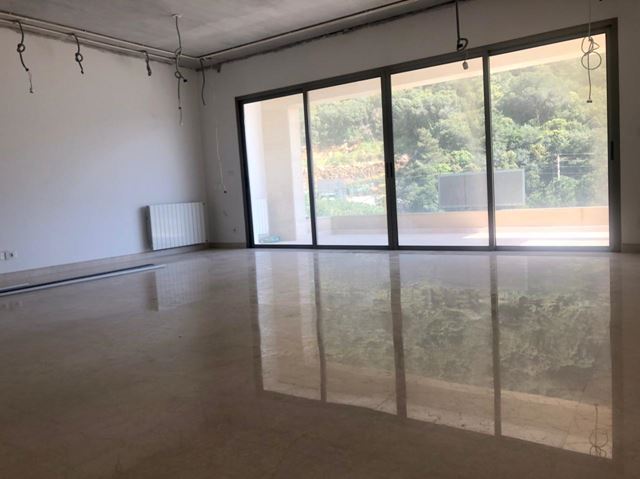 Apartment with a pool for rent in Rabweh, Metn - photo 2
