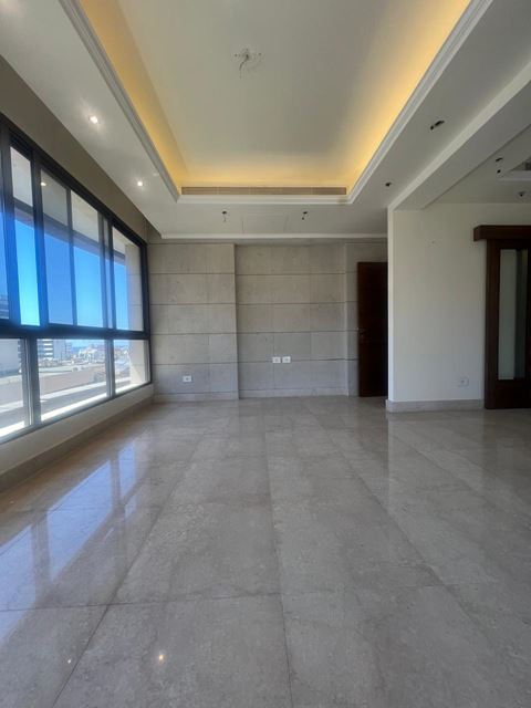 Apartment for sale in Sanaye3, Beirut - photo 2