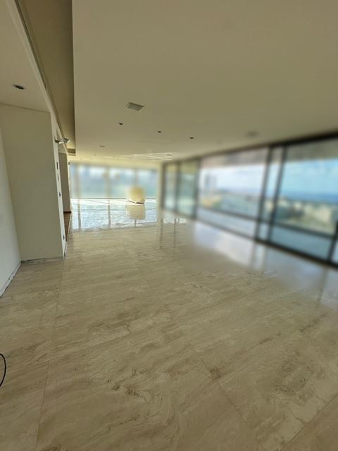 Sea-view apartment for sale in Saifi, Beirut