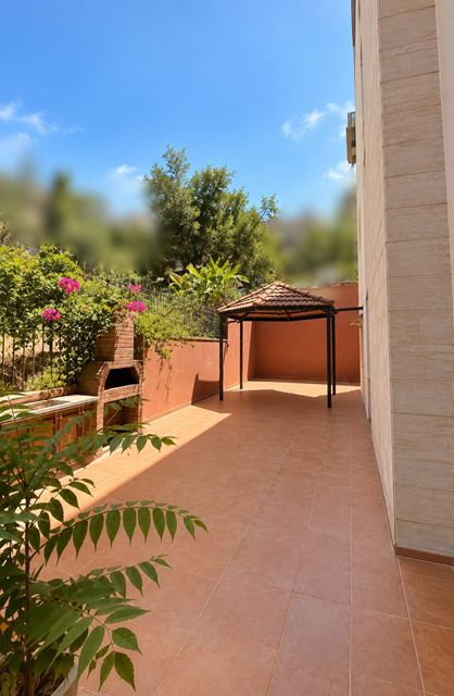 Apartment with a terrace for rent in Elissar, Metn