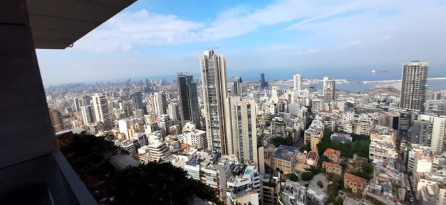 Sea-view apartment for rent in Achrafieh, Beirut