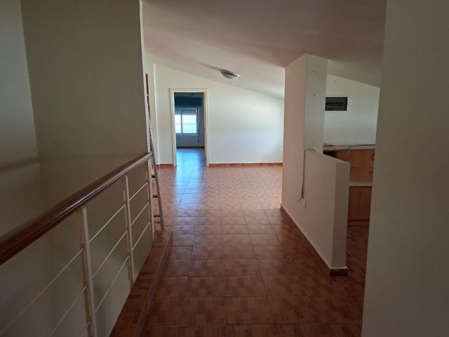 Sea-view apartment for sale in Aoukar, Metn - photo 2