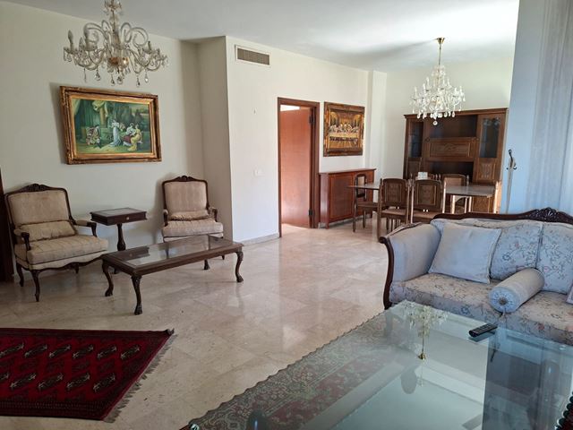 Sea-view apartment for rent in Hbous, Metn