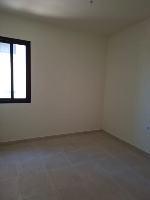 Apartment with a mountain view for sale in El Atchane, Metn - photo 3