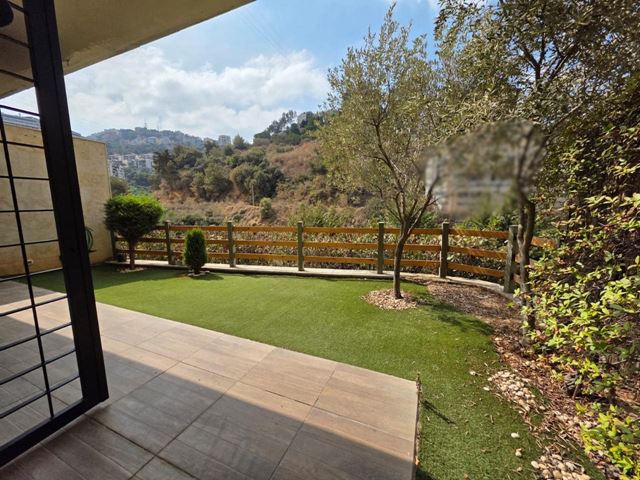 Apartment with a garden for rent in Ant Elias, Metn