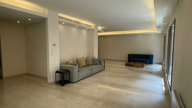 Furnished apartment for sale in Achrafieh, Beirut - photo 3
