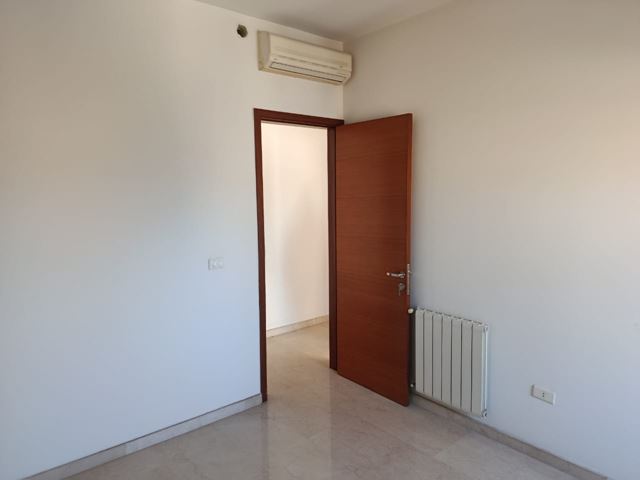 Apartment with a pool for sale in Ain el remaneh, Baabda - photo 3